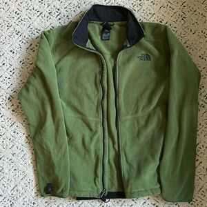 The North Face Fleece Men’s Medium Olive Green